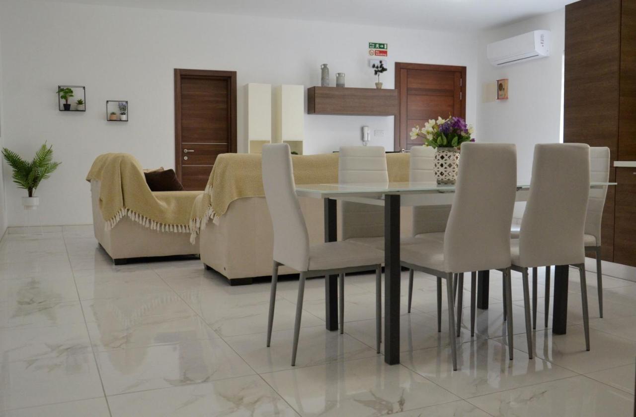 Lorenza Letting Apartment Марсашлокк Экстерьер фото